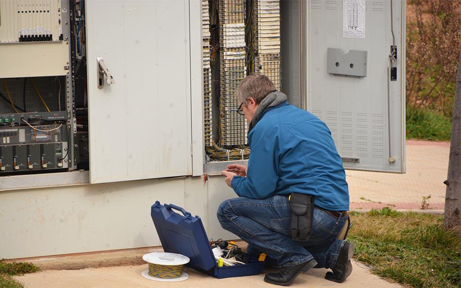 électricien urgence Le Coudray-Montceaux